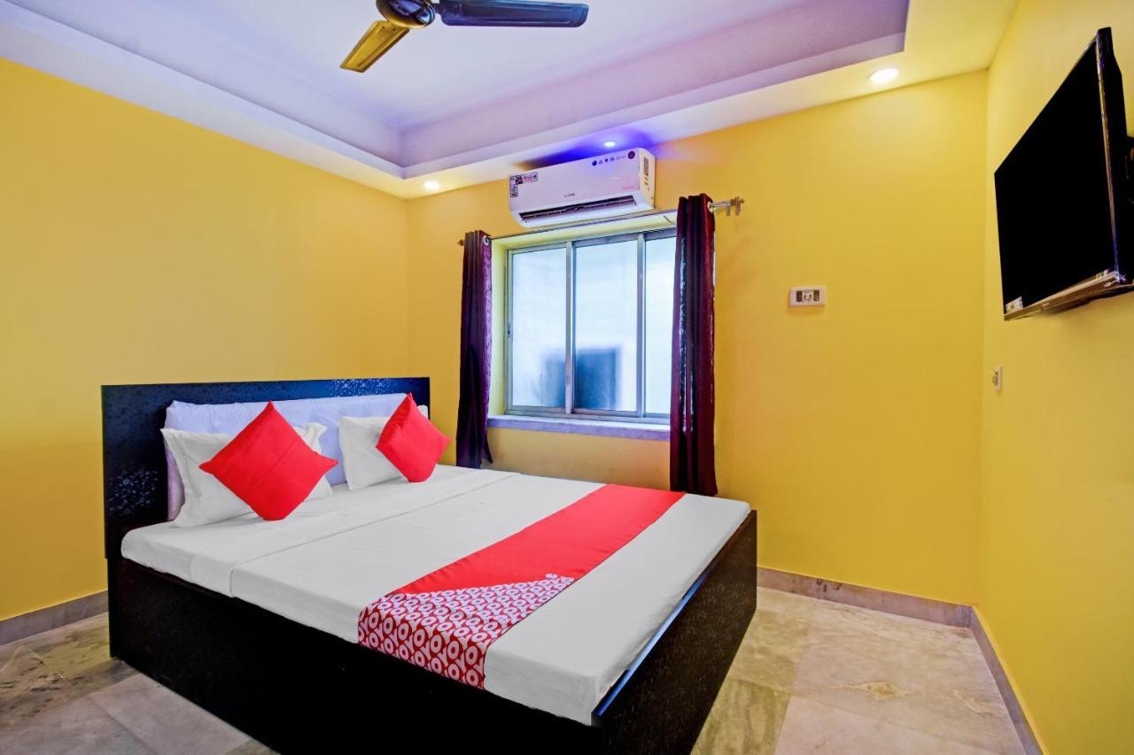 Oyo Flagship 80647 Rose Hotel 3*